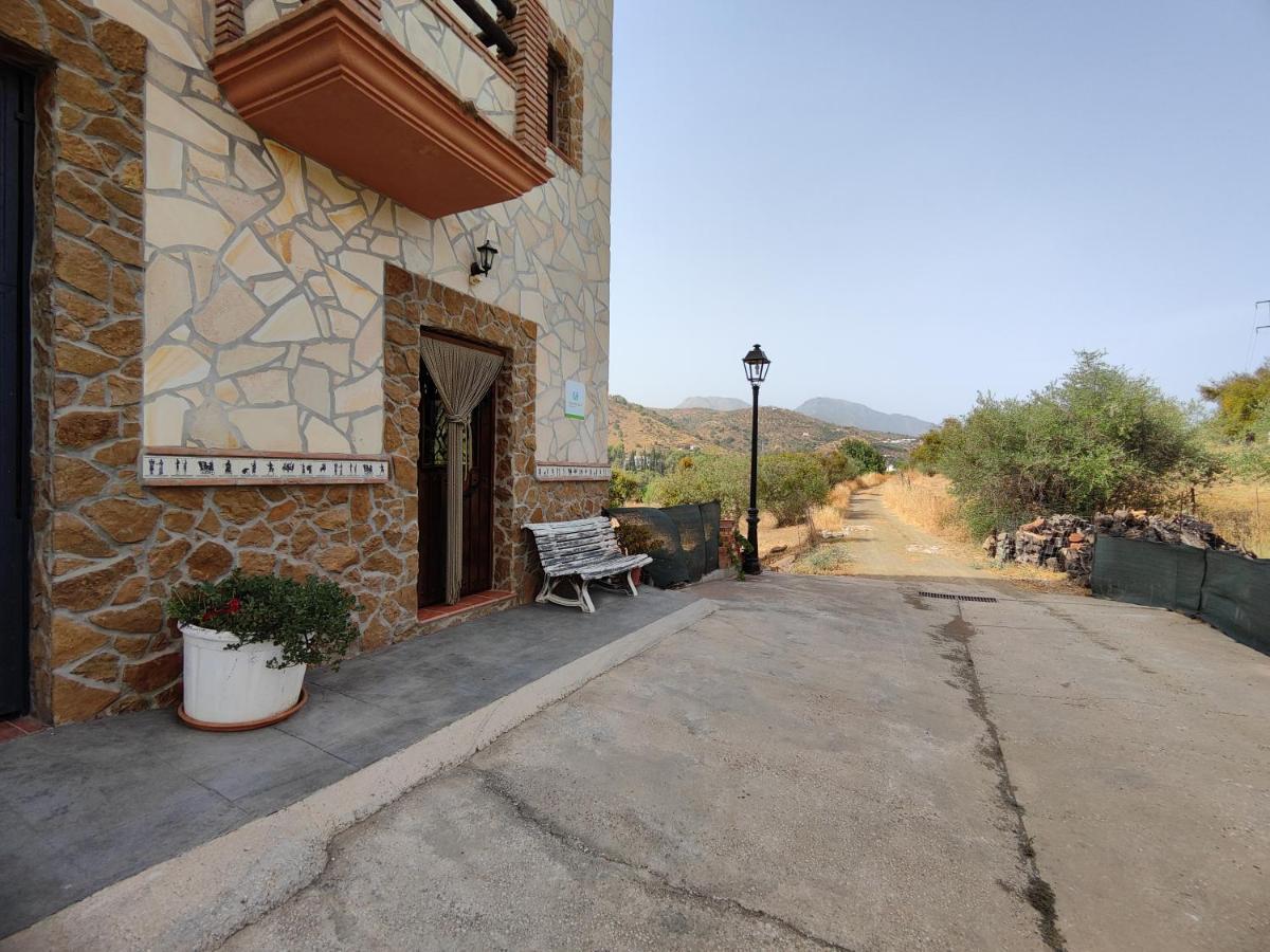 Casa Rural Sierra De Las Nieves Толокос Экстерьер фото